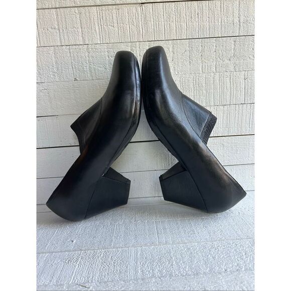 Dansko Women’s Black Leather Wedge Slip-On Comfort Heels Size 40 - Picture 8 of 12